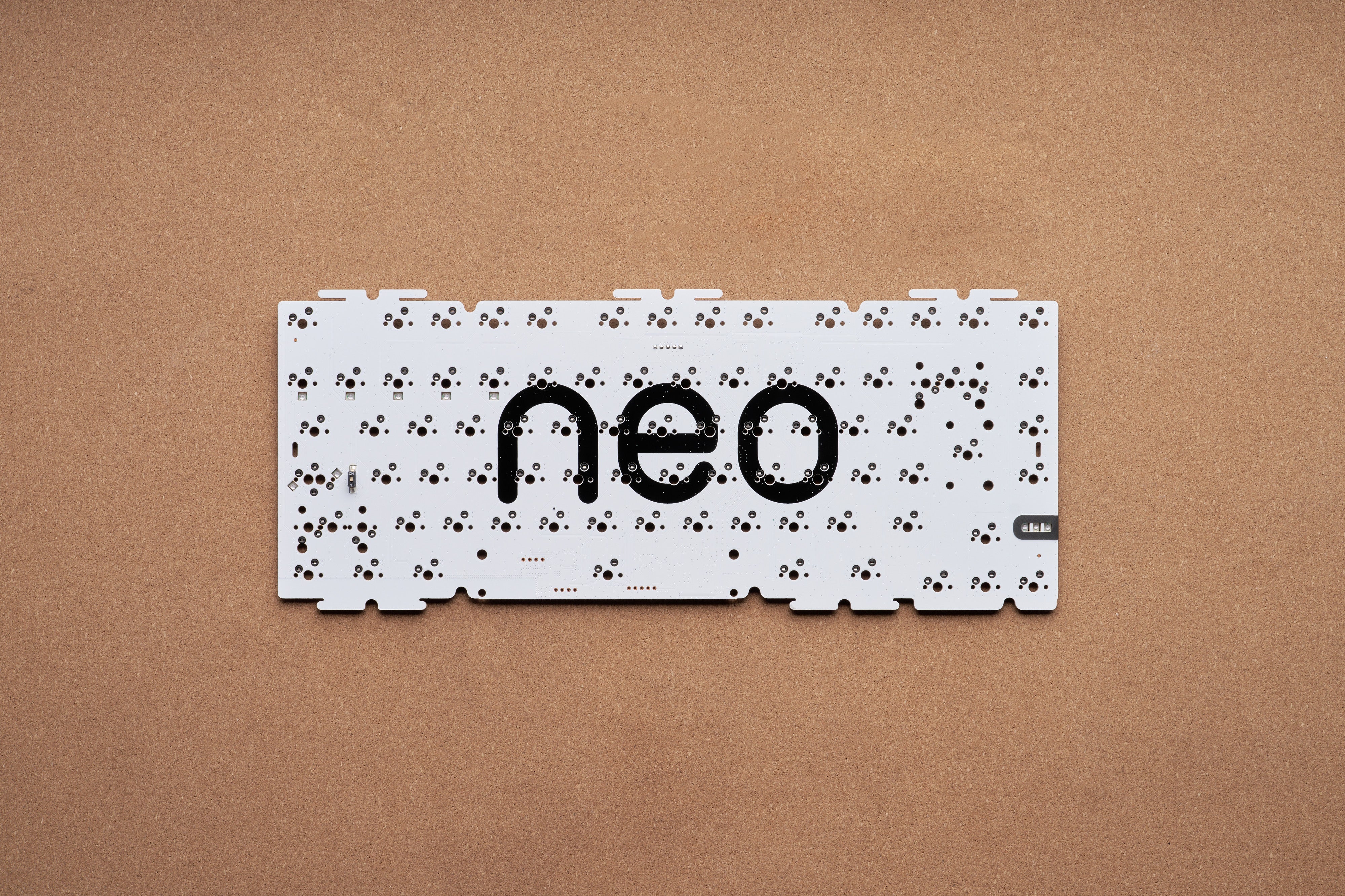 Neo75 Extra Parts - Together with the Keyboard - Image 3